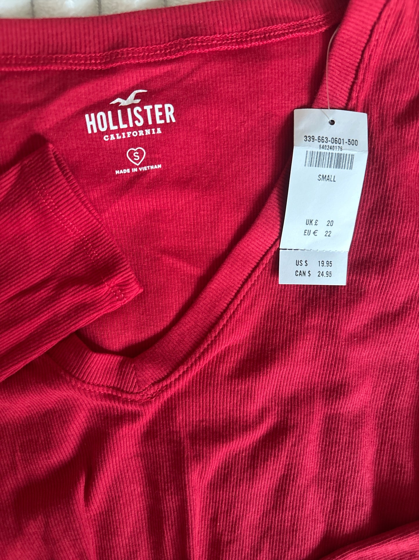 Hollister Long Sleeve V-Neck Top Knit Knot