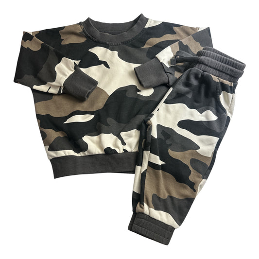 Little Bipsy Camo Sweatsuit