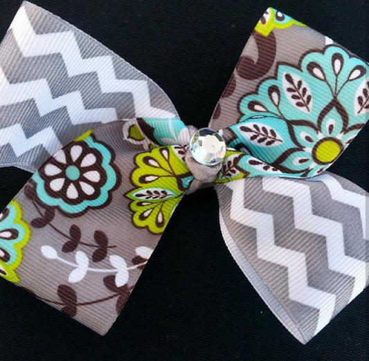 Chevron Hairbow