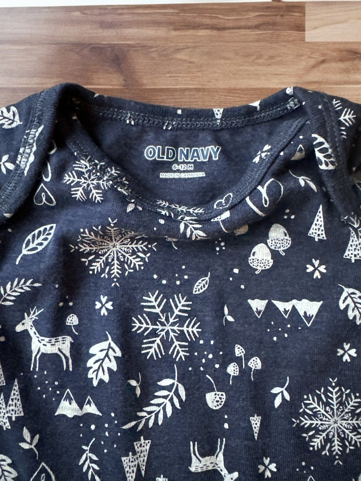 Old Navy Winter Print Bodysuit